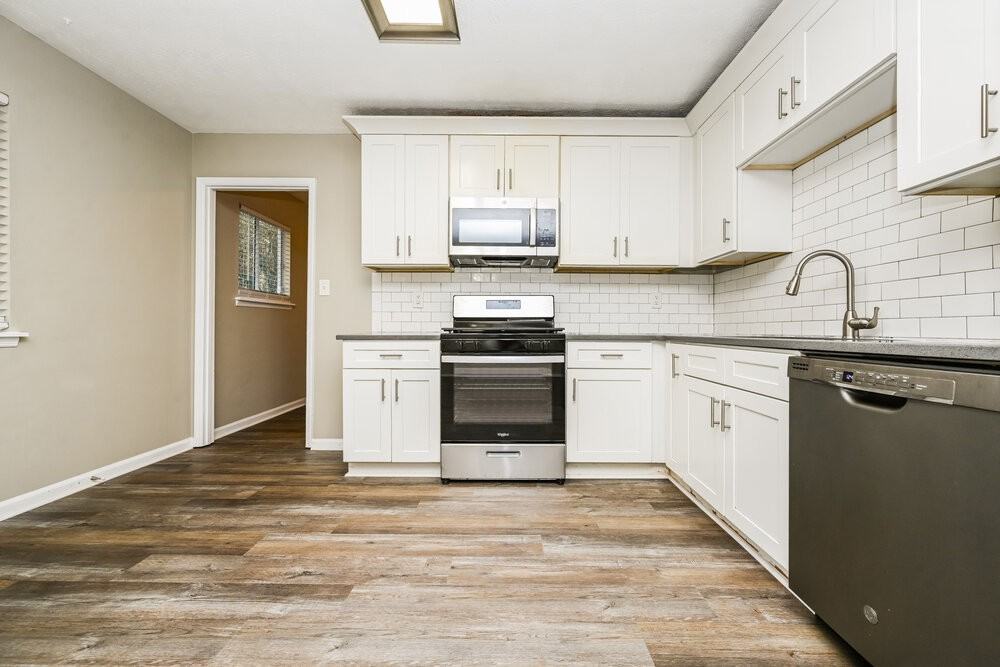 4060 Faron Ct - Photo 7 of 16