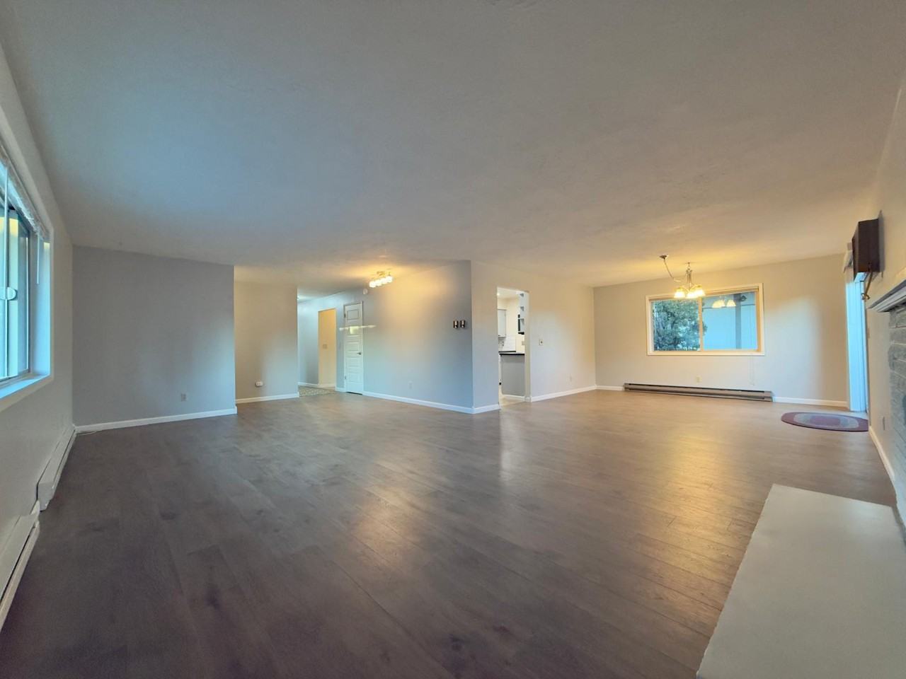 1307 E 30th Ave #1 - Photo 4 of 14