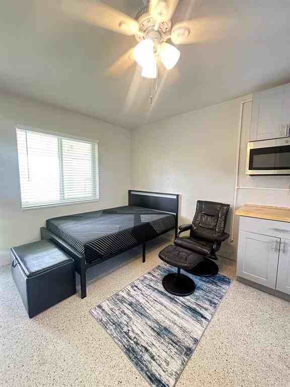 1712 Fletcher St #1712-3 - Photo 2 of 13