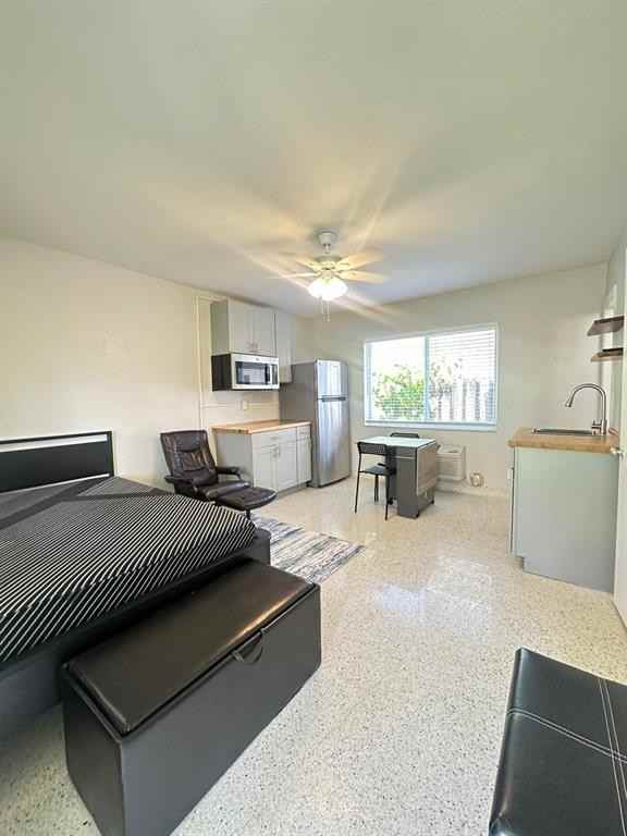 1712 Fletcher St #1712-3 - Photo 3 of 13