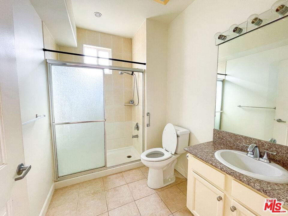 1412 S Sherbourne Dr #1412-303 - Photo 5 of 12