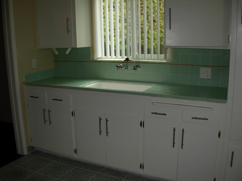 1310 N Spurgeon St #D - Photo 5 of 14