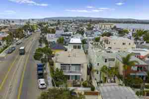 featured image of 2735 Mission Blvd #2735