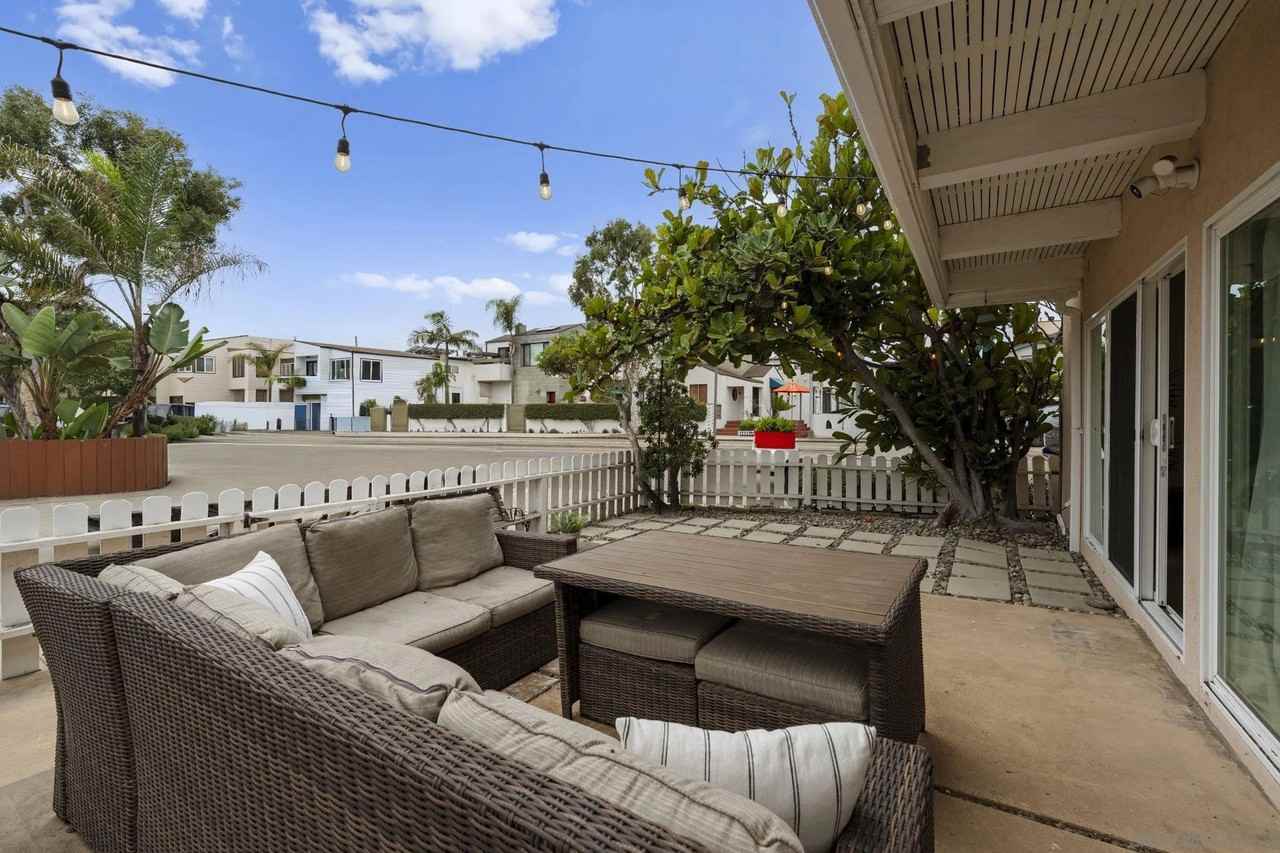 2735 Mission Blvd #2735 - Photo 6 of 25