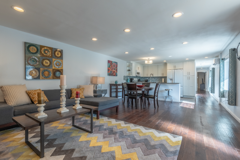 3617 Sunswept Dr - Photo 3 of 16