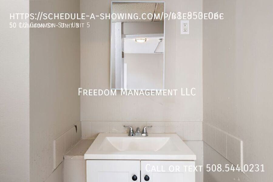 50 1/2 Common St #5 - Photo 7 of 17