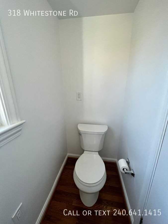 318 Whitestone Rd - Photo 4 of 23