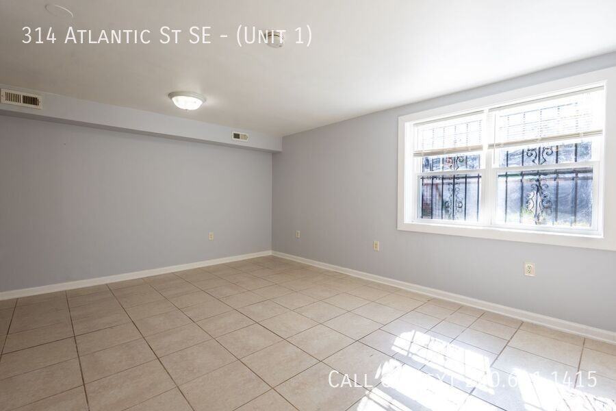 314 Atlantic St Se - Photo 3 of 18