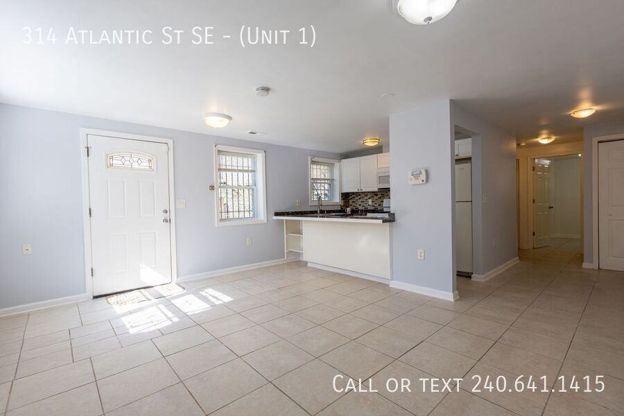 314 Atlantic St Se - Photo 4 of 18