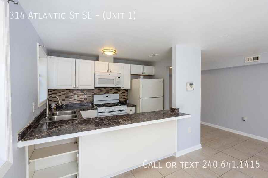 314 Atlantic St Se - Photo 5 of 18