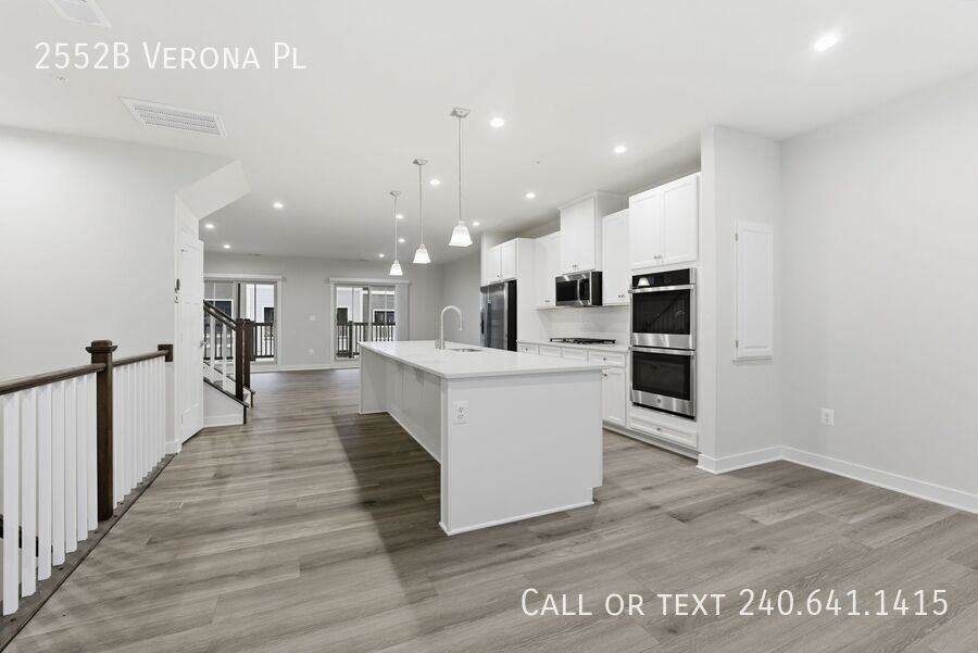 2552 Verona Pl Unit B - Photo 5 of 33