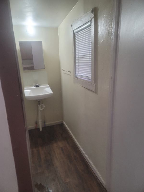 1259 Pearl St - Photo 3 of 15