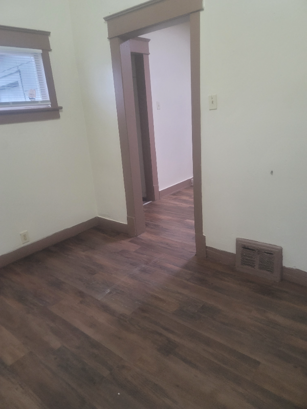 1259 Pearl St - Photo 7 of 15