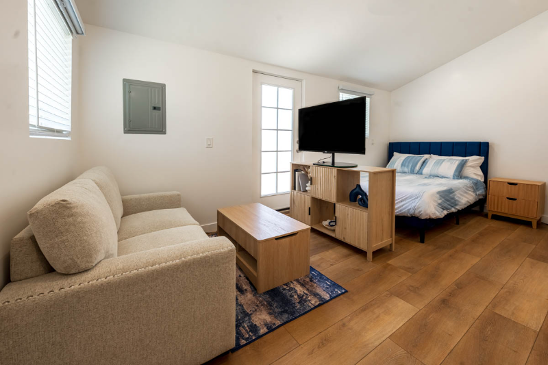 3668 5th Ave - Photo 2 of 11