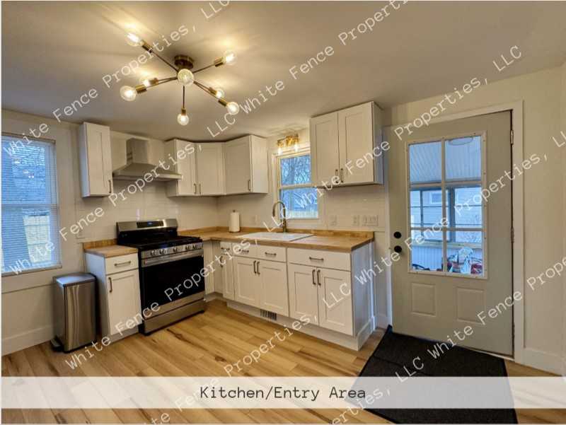 247 Strong Ave - Photo 2 of 16