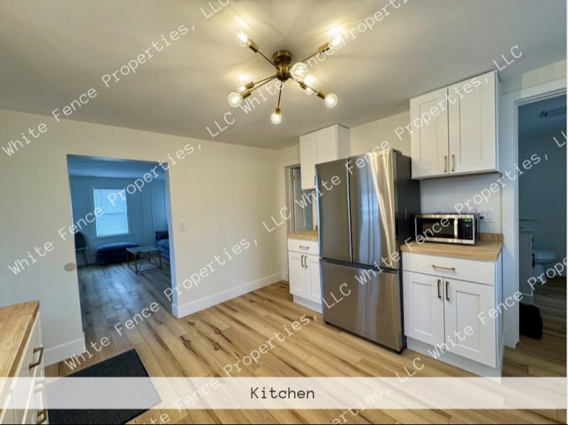 247 Strong Ave - Photo 3 of 16