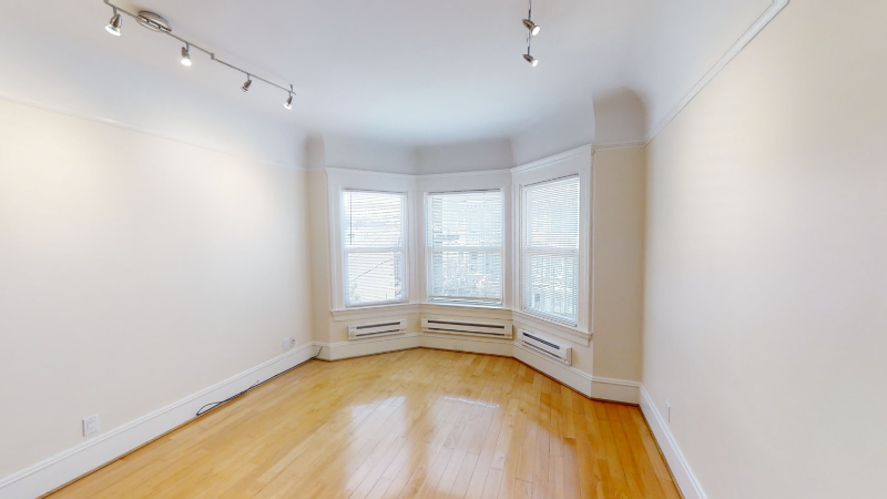 622 Shrader St #9 - Photo 3 of 6