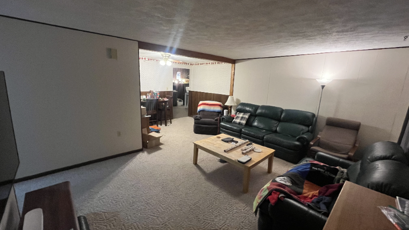 301 Ardmore Dr - Photo 5 of 9