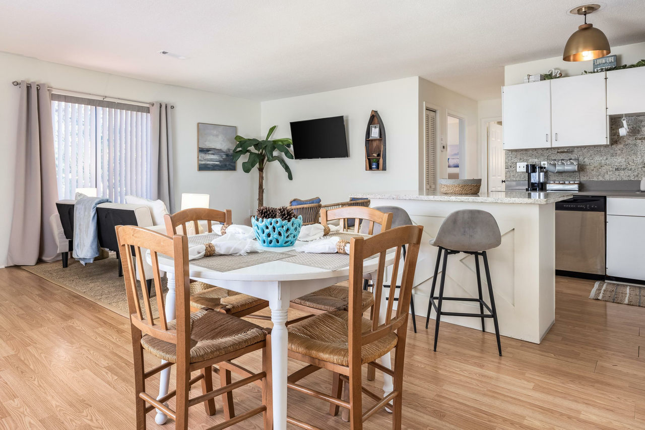 River Canyon - Photo 7 of 50