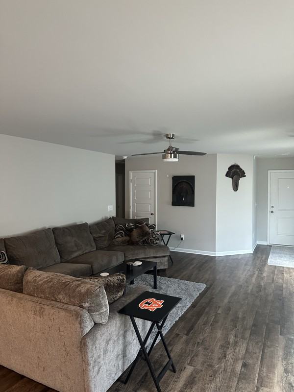 4030 Hudson Ct Sw - Photo 3 of 16