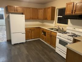 featured image of 319 W 14th St