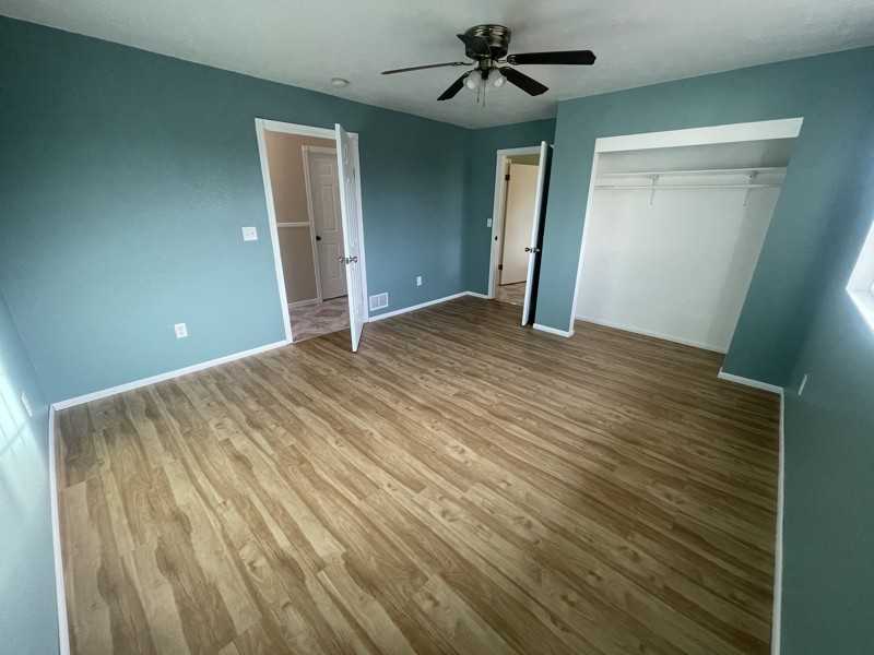 319 W 14th St - Photo 7 of 13