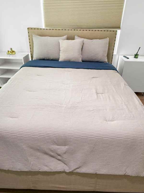 1521 W 37th Pl - Photo 7 of 39