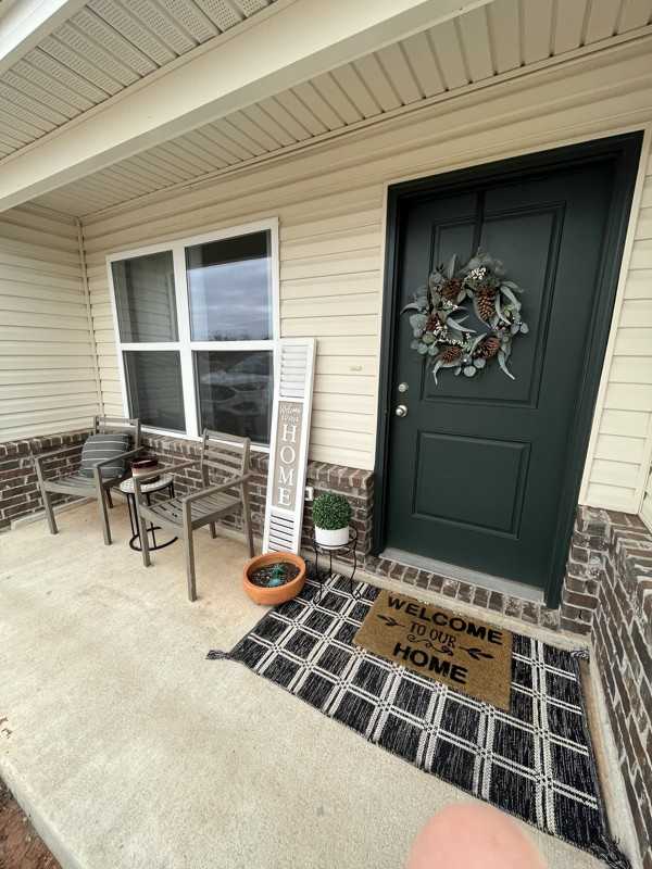 326 Starlight Dr - Photo 2 of 13