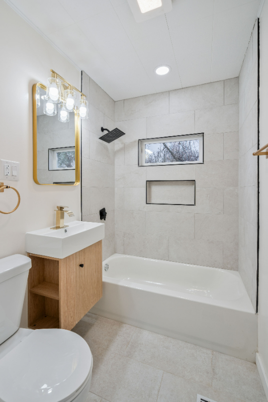 2519 Walker Ave - Photo 3 of 15