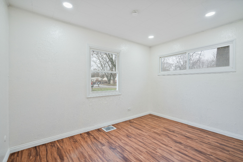 2519 Walker Ave - Photo 4 of 15