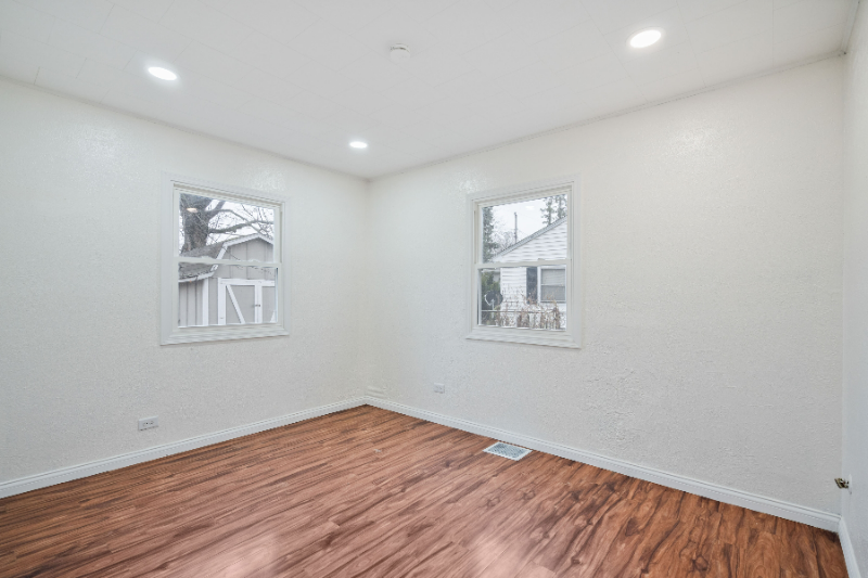 2519 Walker Ave - Photo 5 of 15