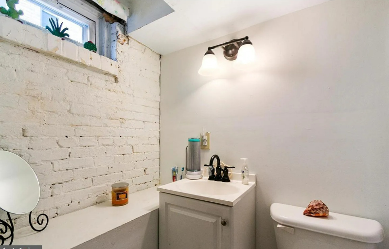 107 N Port St - Photo 6 of 7