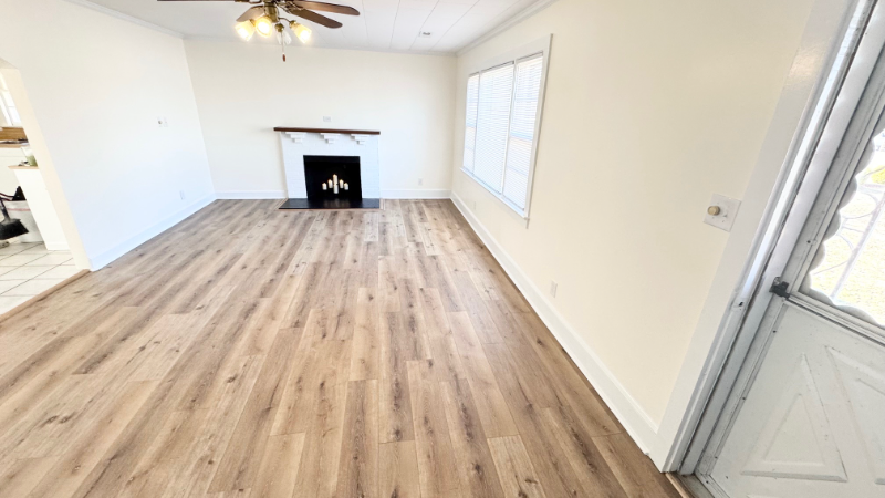 3817 M L King Jr Blvd - Photo 6 of 12