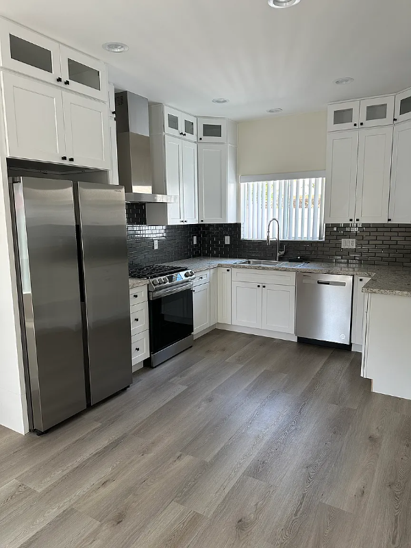 3556 Butler Ave - Photo 5 of 20