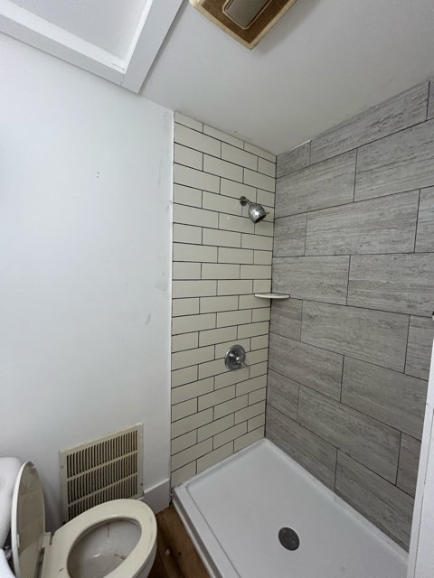 339 Monroe St #1 - Photo 4 of 7