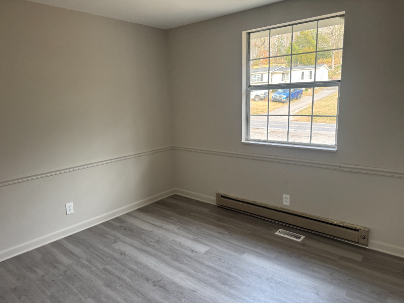 2375 Una Antioch Pike - Photo 3 of 13