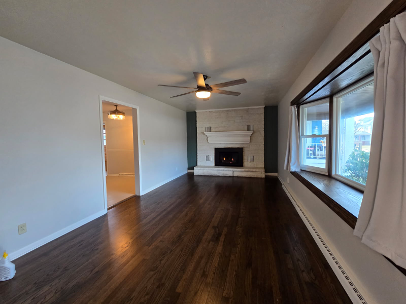 705 Decatur St - Photo 2 of 16