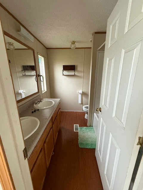 1014 Lbj Ct - Photo 7 of 8