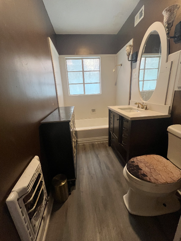 126 Aston Ave - Photo 2 of 14