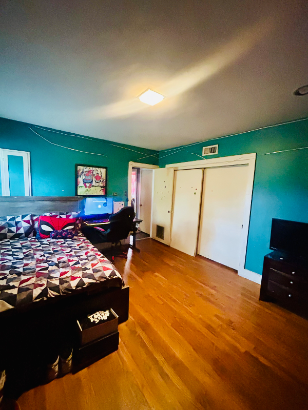 126 Aston Ave - Photo 3 of 14