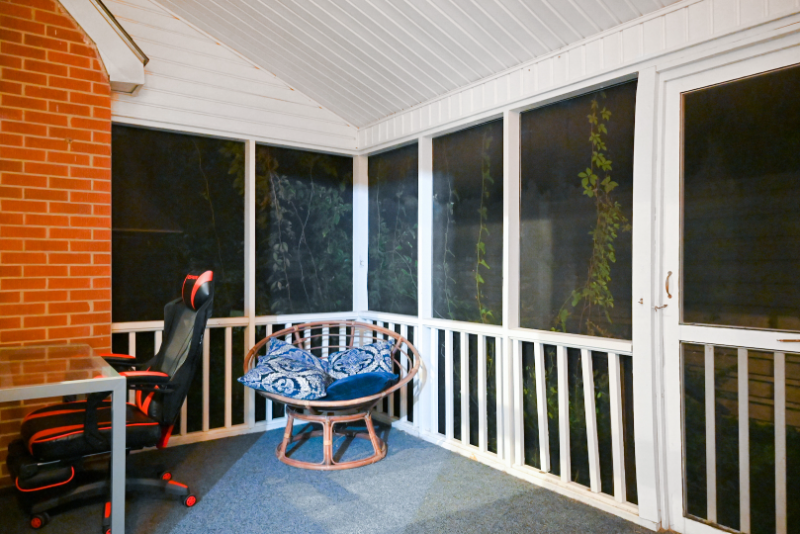 916 Bern St - Photo 7 of 17