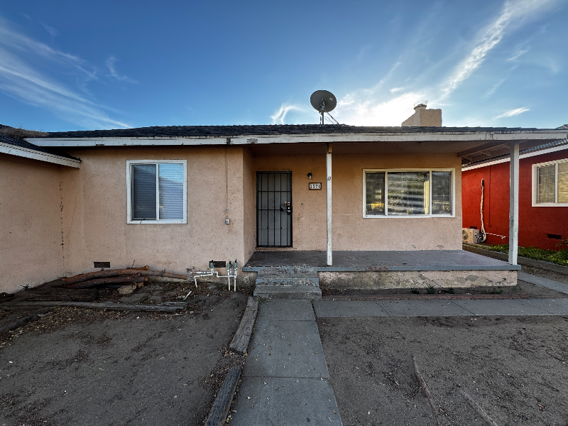 1571 Sheridan Rd - Photo 2 of 12