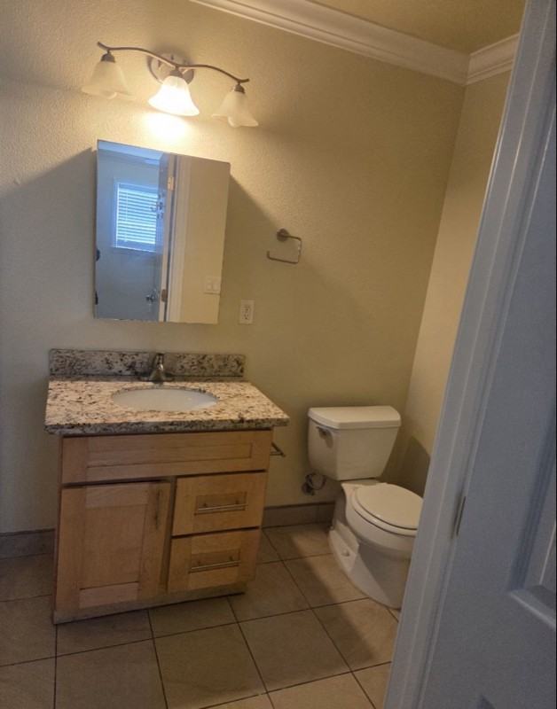 648 Arrowhead Dr - Photo 4 of 9