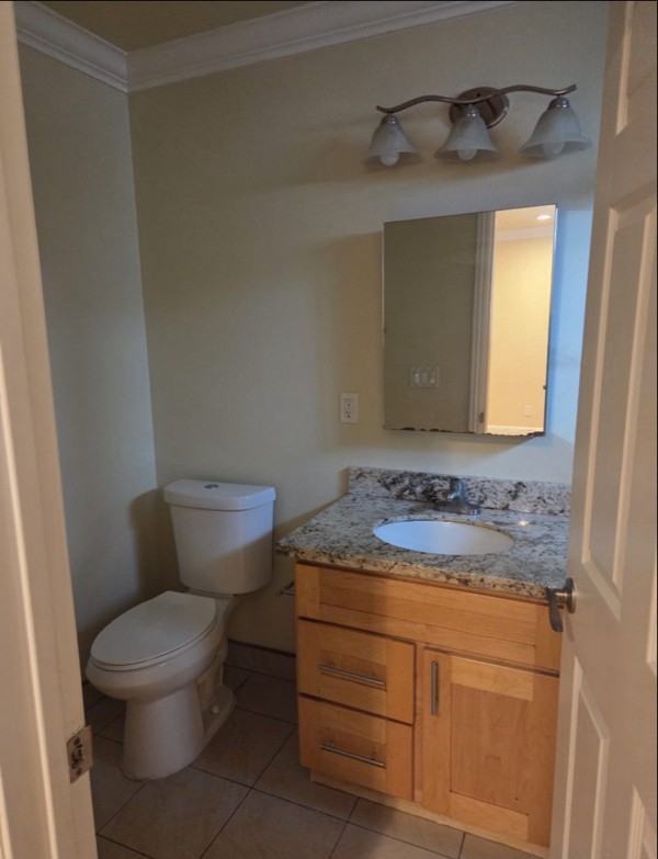 648 Arrowhead Dr - Photo 7 of 9