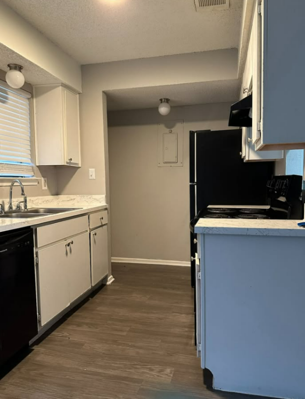 128 S Las Vegas Trl - Photo 5 of 12