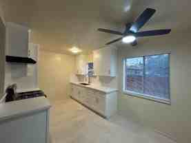 313 S Wabash Ave #C - Photo 1 of 1