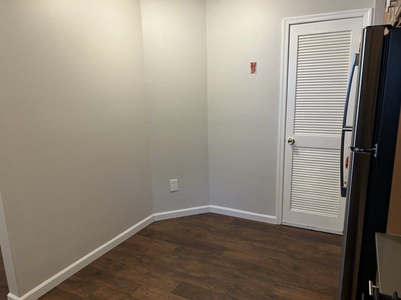 149 Tulip Ln - Photo 3 of 19