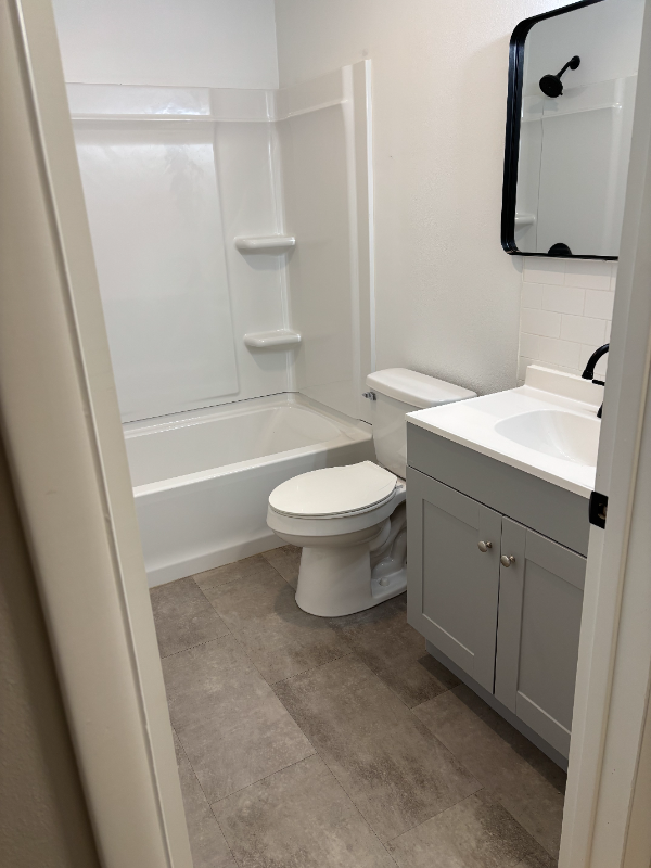 506 S Franklin St - Photo 5 of 15