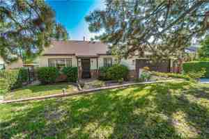 featured image of 3744 Los Olivos Ln
