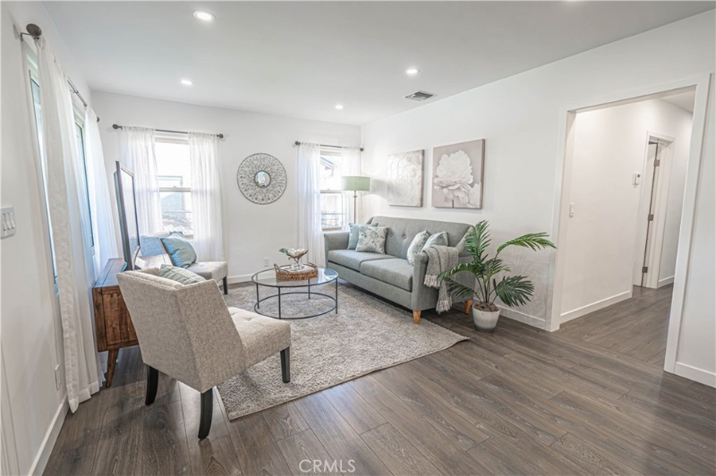 3744 Los Olivos Ln - Photo 3 of 13